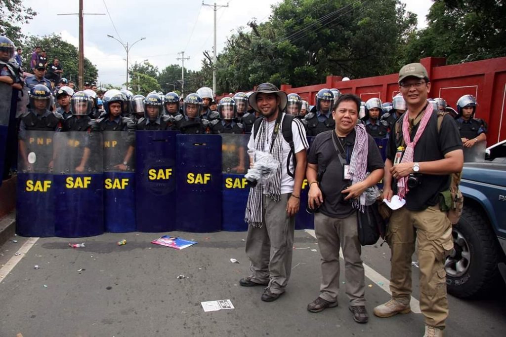 SONA 2015. The author with Mindanao journalist Cong Corrales and Ed Lingao outside the Batasan Complex covering the last SONA of President Benigno C. Aquino III.