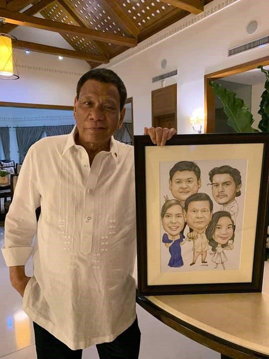 The President of the Republic of the Philippines approves. The commissioned artworks of Moi Moi gets a seal of approval from the President himself.