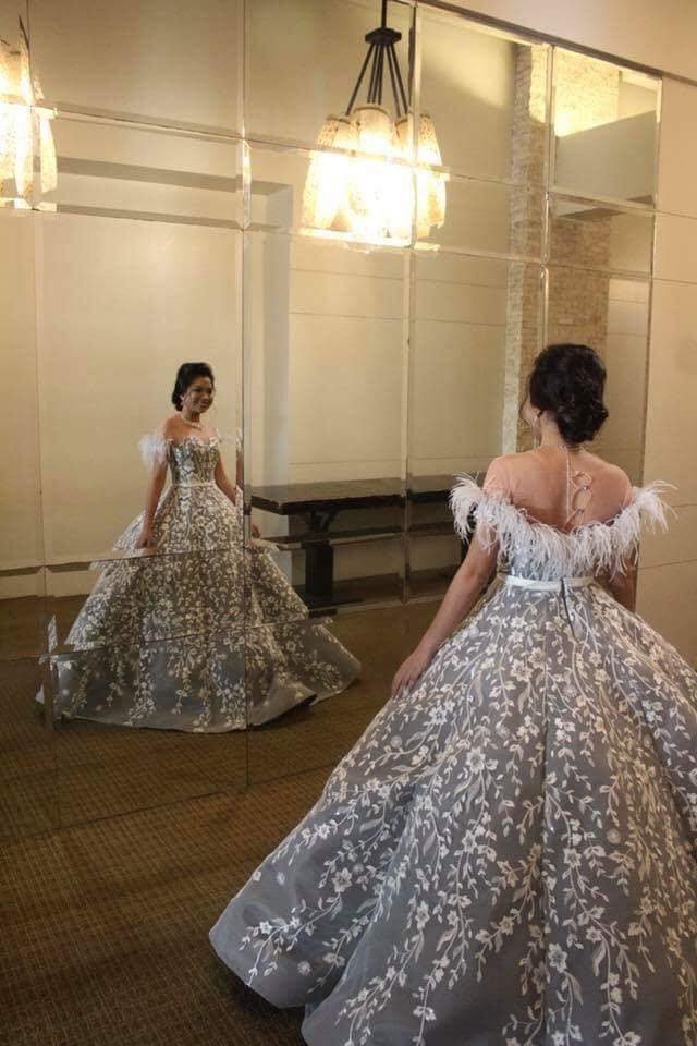 Belle of the ball.  Apol Embang gowns evoke the gowns of yore, when kingdoms were built on the weight of a full skirt and masque balls were the rage.  Photo taken from Apol Embang's Facebook page.