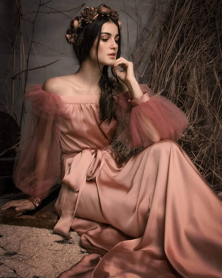 kat padilla: out of the box 1 Sensual and rustic. Kat's creations evoke a primalness and sensuality that are at once earthly and celestial. Photo by Daryl Jimenea and furnished to DNX by Kat Padilla.