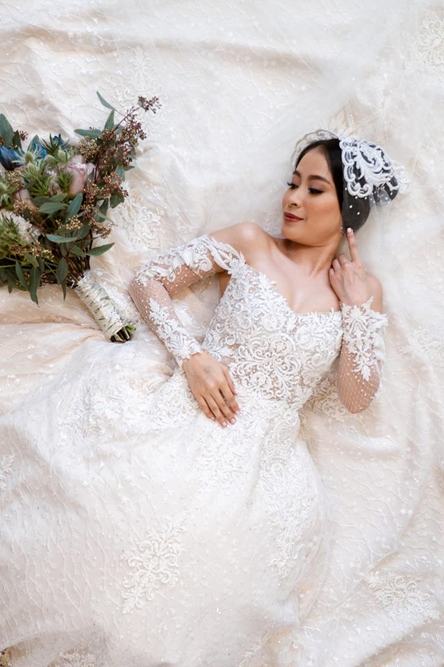 Part of the trademarks of Henderin creation is the intricate beadwork and feminine design, as shown in this model here. Photo courtesy of Junriz Henderin