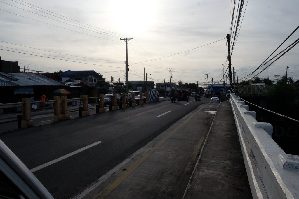 It's business as usual at Puno Banago, literally the start of Banago village, on the afternoon of 1 December 2016 as Bacolod City is placed under blue alert status as it braces for the landfall of Typhoon Tisoy forecast to hit land tomorrow, 2 December. Banago is one of the villages in Bacolod that has flood-prone portions. | Text and photo by Julius D. Mariveles