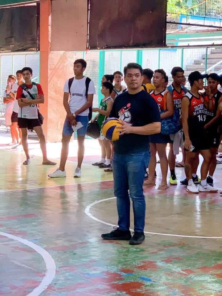 inspired by top gun, councilor finds new love for volleyball 1 Al Victor Espino