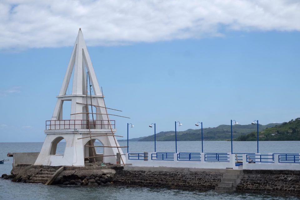 The Staff Sgt. Nicolas Mahusay Watchtower stands guard over the shorelines of Toboso, named after a veteran of the Korean War. | Photo by Banjo C. Hinolan