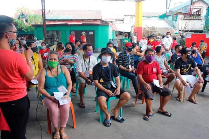 people waiting for distribution
