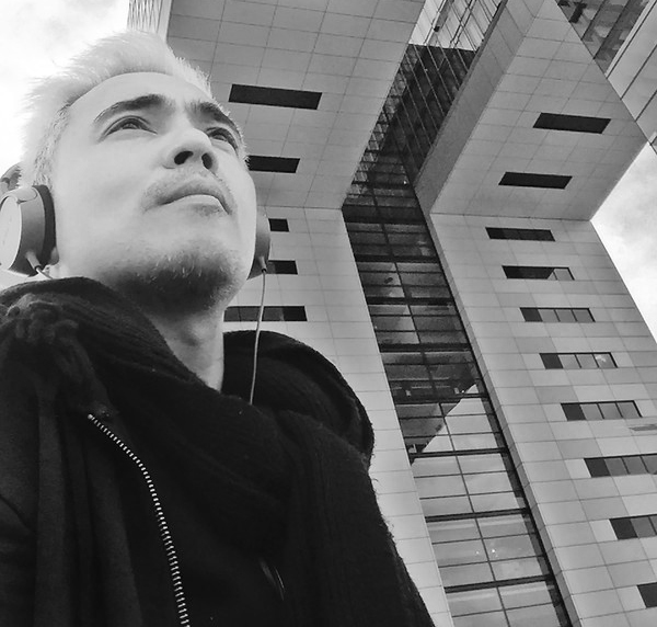 western visayas film grants: putting local artists on the map 5 Direk Elvert Bañares believes in giving artistic freedom to filmmakers, to make their vision come through. | Photo from Elvert Bañares